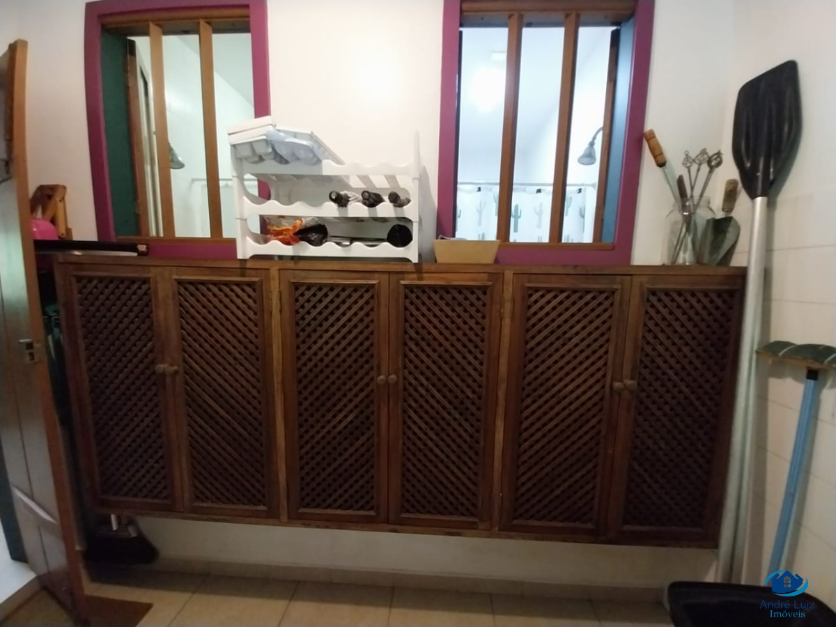 Ampla residência para quem busca conforto, privacidade e qua