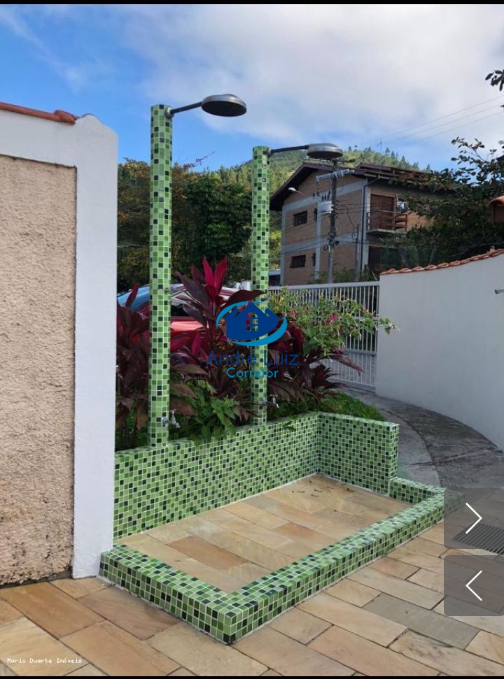 Apartamento à venda na praia das toninhas, apenas 150mts de 
