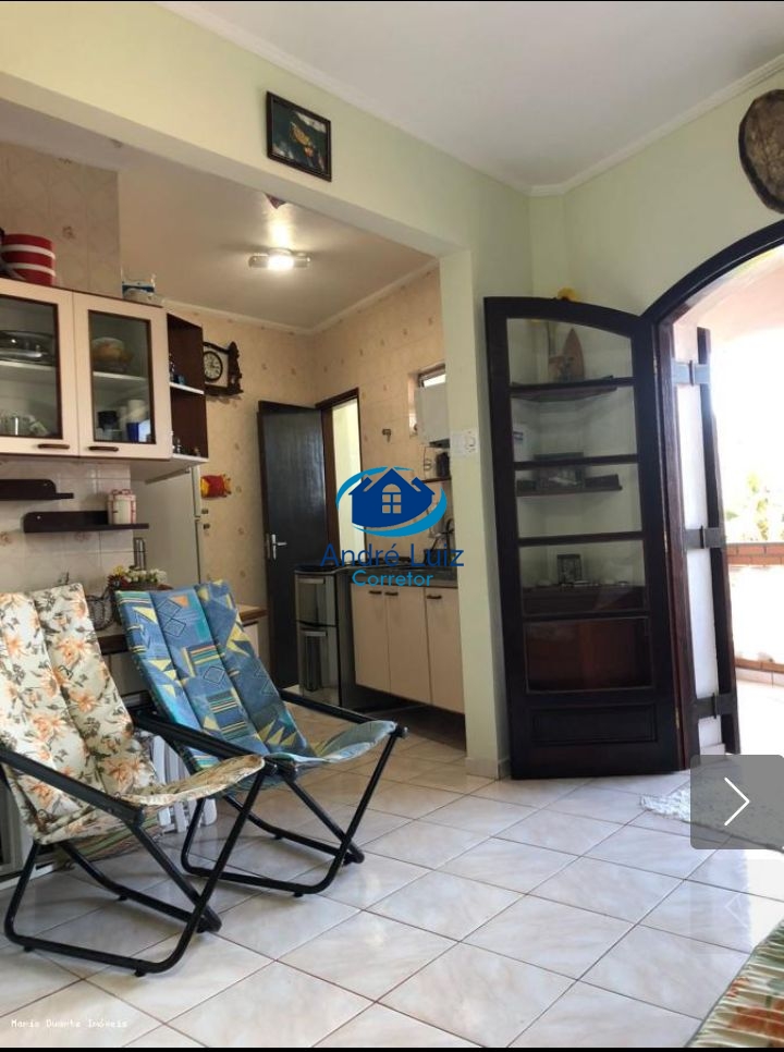 Apartamento à venda na praia das toninhas, apenas 150mts de 