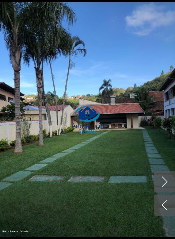 Apartamento à venda na praia das toninhas, apenas 150mts de 