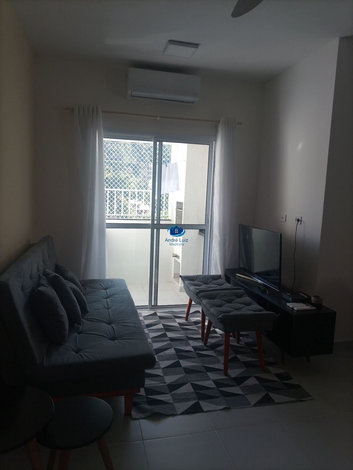 Apartamento mobiliado à venda em Ubatuba