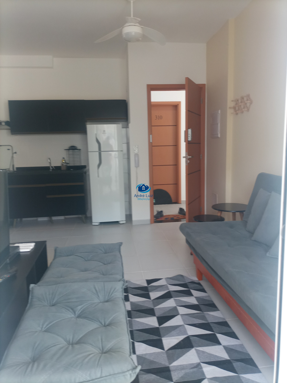 Apartamento mobiliado à venda em Ubatuba
