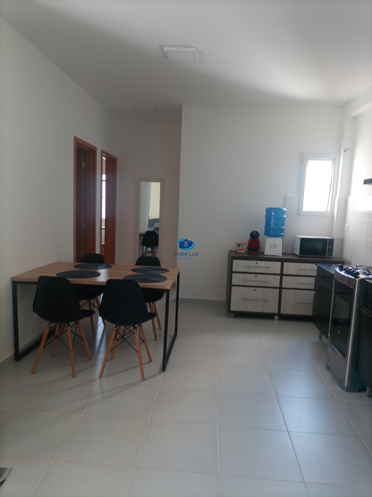 Apartamento mobiliado à venda em Ubatuba