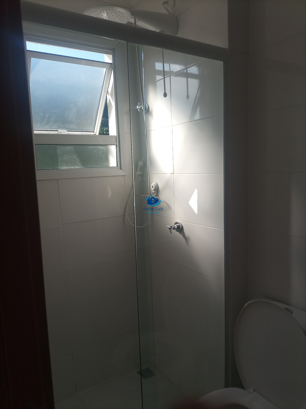 Apartamento mobiliado à venda em Ubatuba
