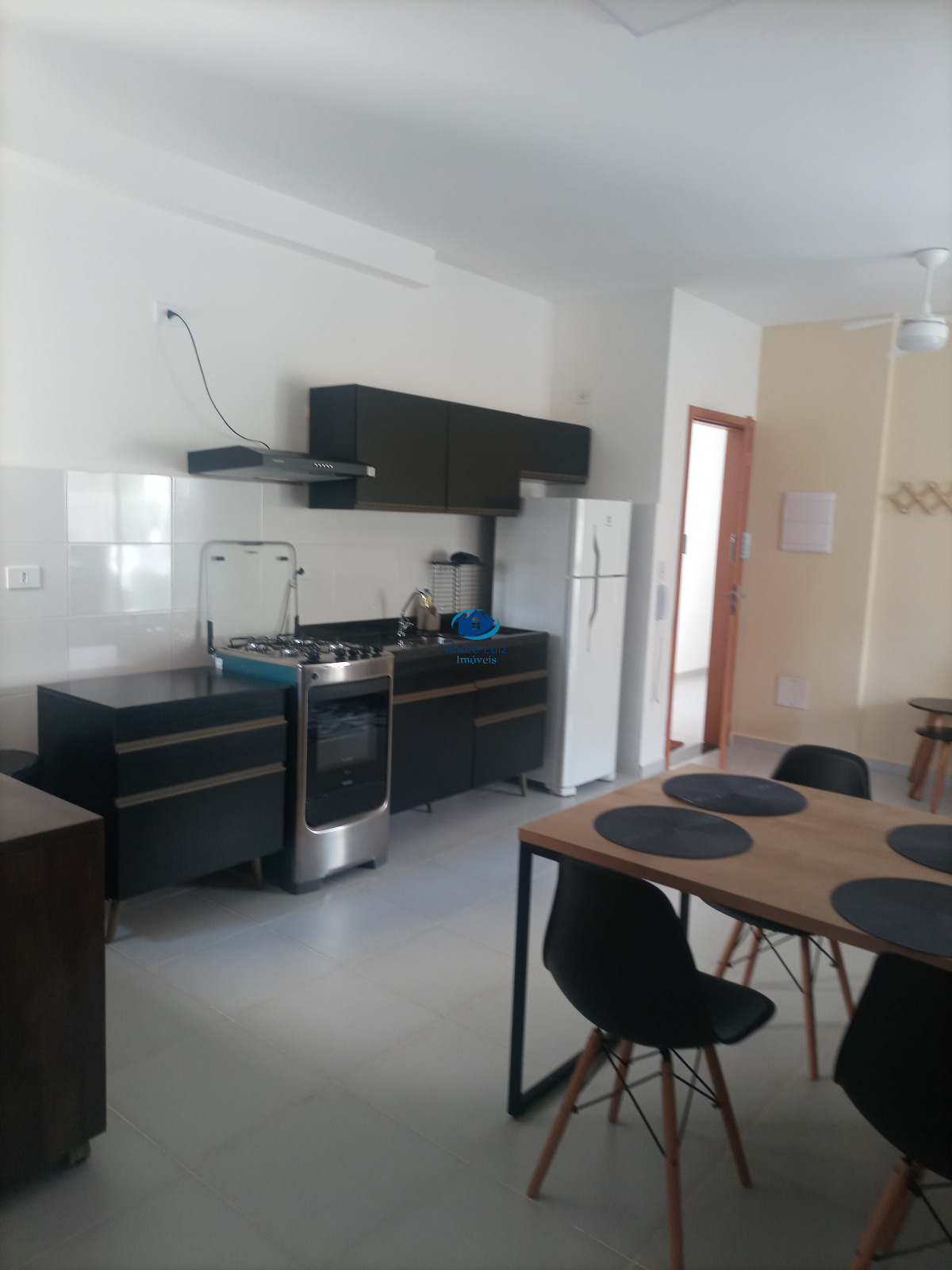Apartamento mobiliado à venda em Ubatuba