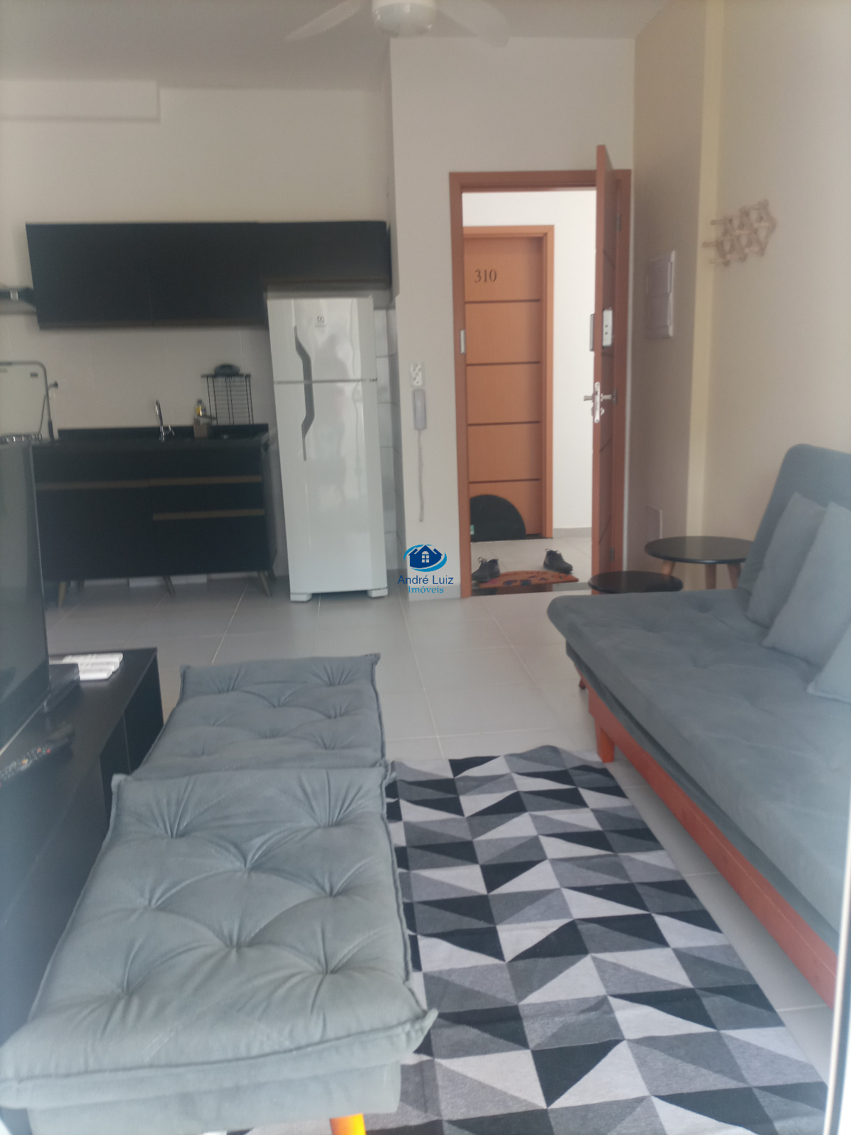 Apartamento mobiliado à venda em Ubatuba