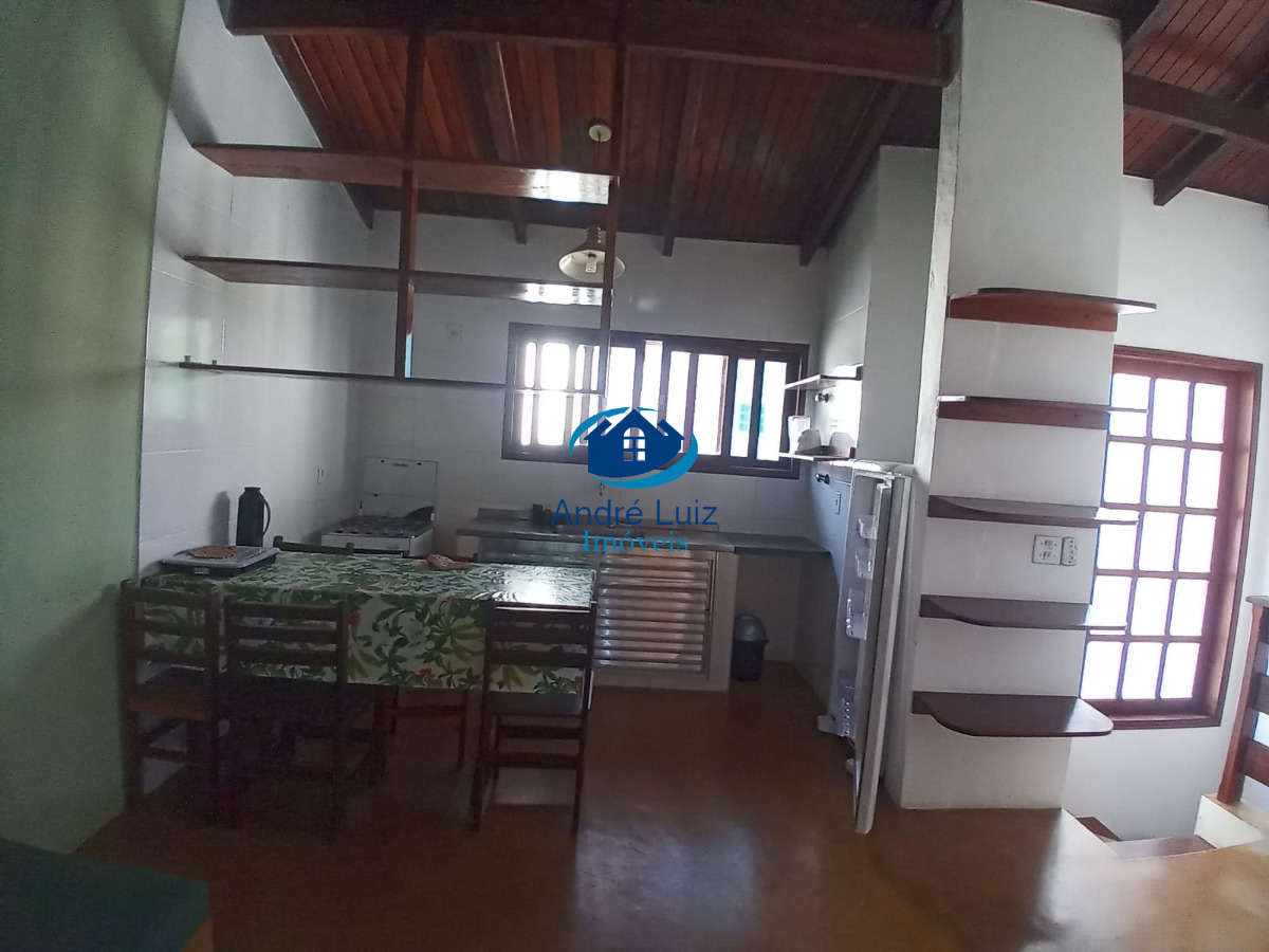 Chalé a venda no bairro do lázaro