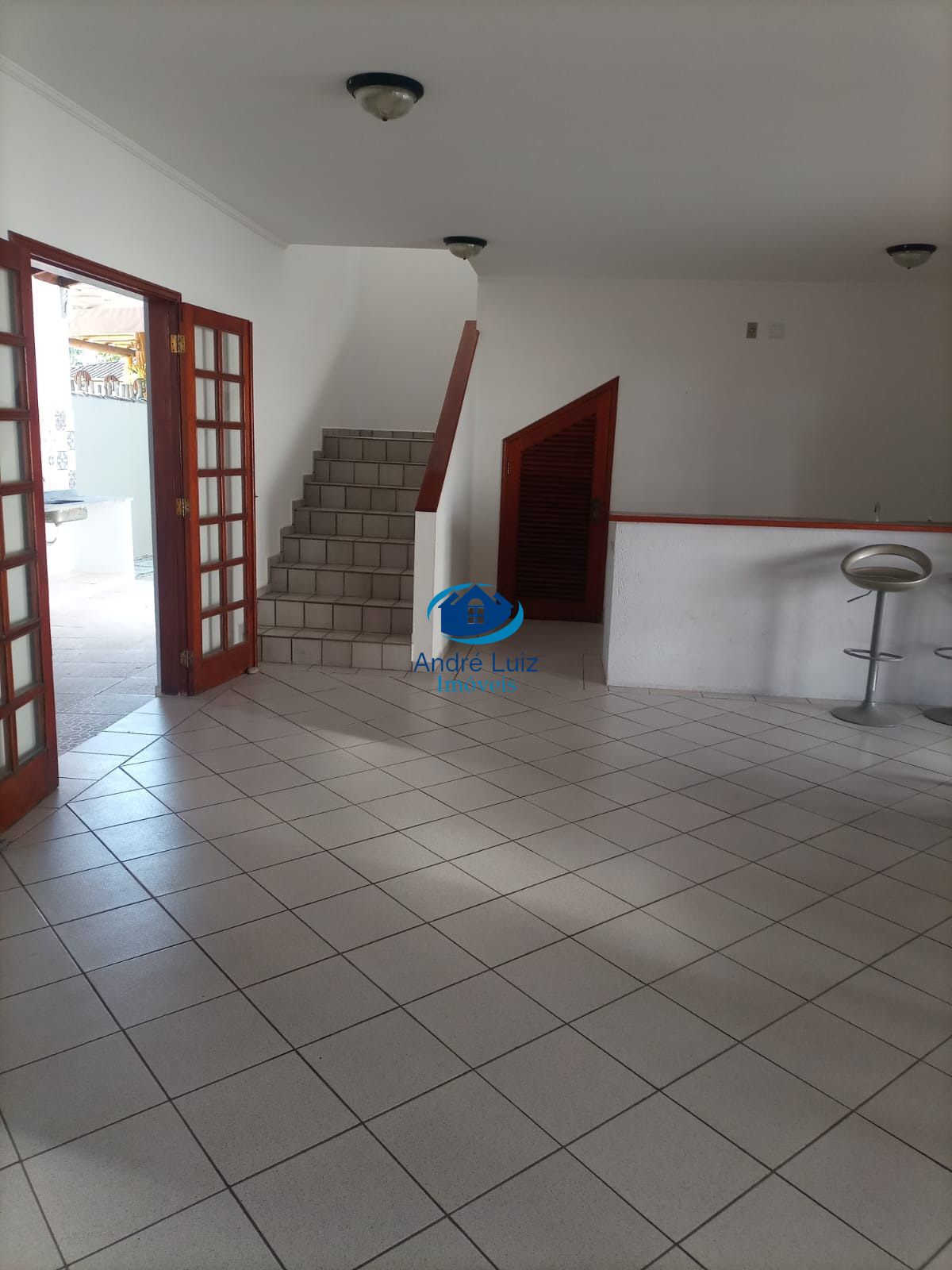 Chalé a venda no bairro do lázaro
