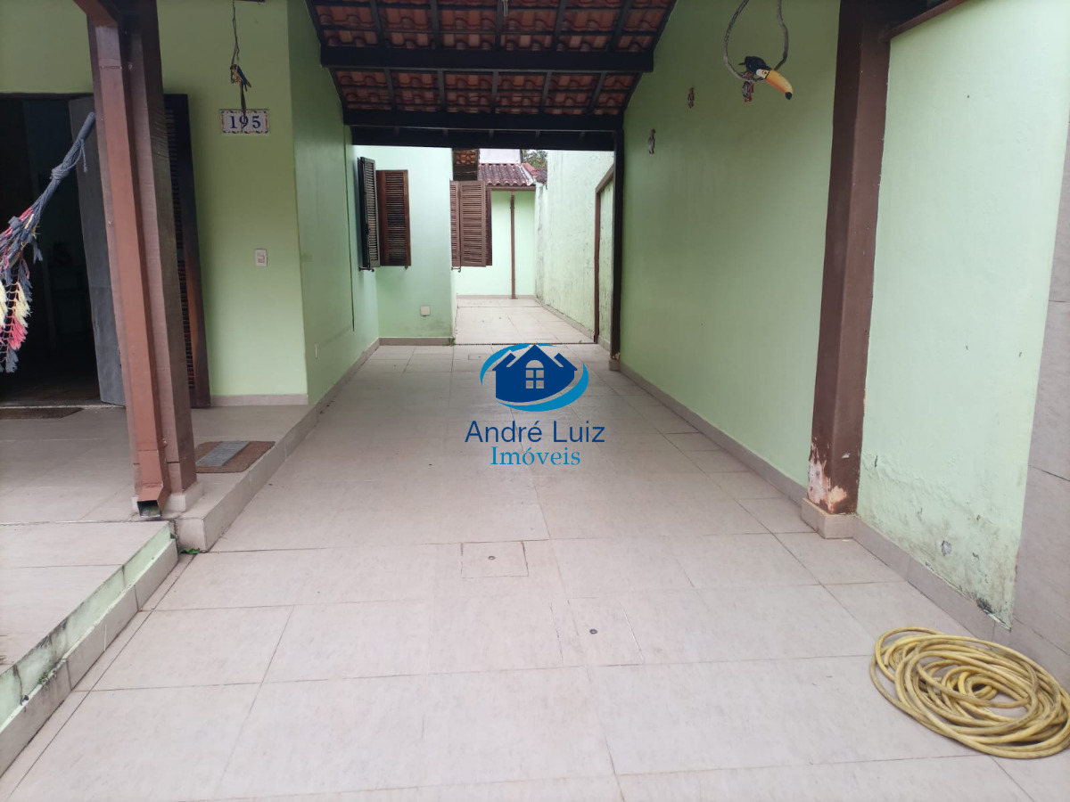 Casa à venda no bairro do perequê-mirim
