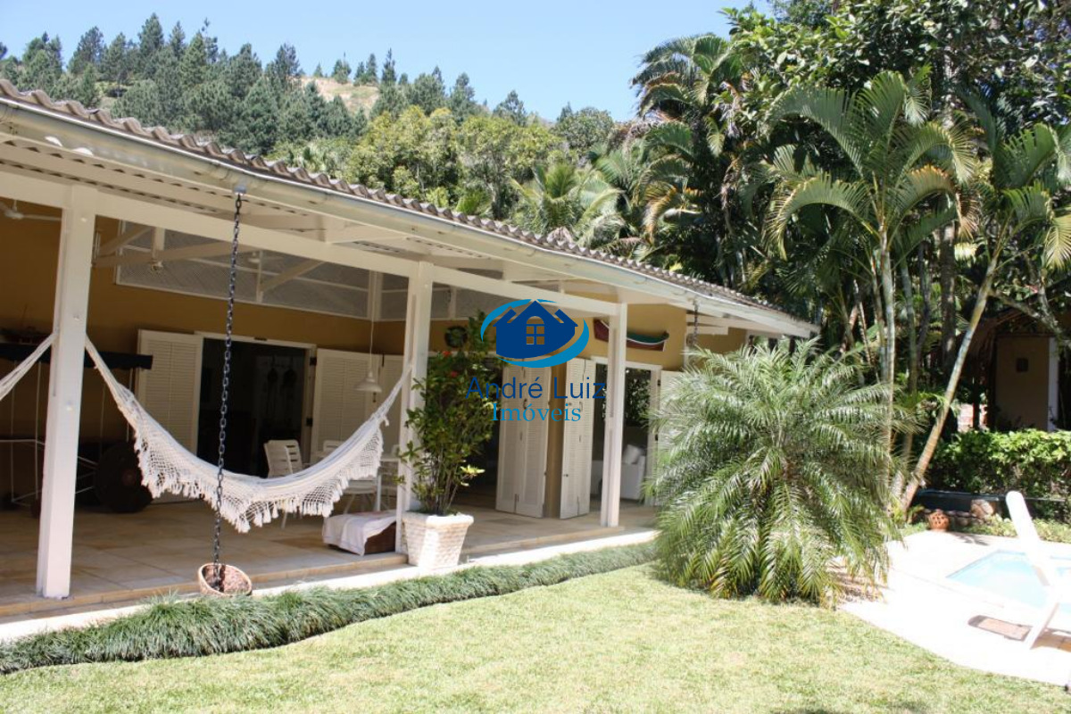 Casa alto padrão na praia da ribeira