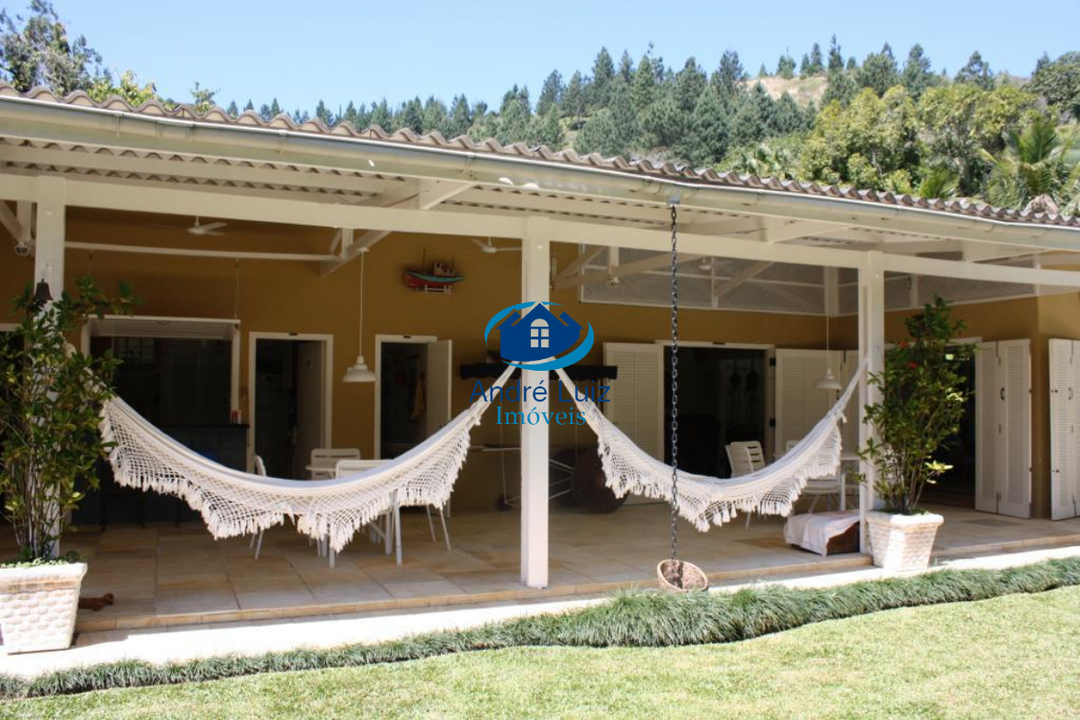 Casa alto padrão na praia da ribeira