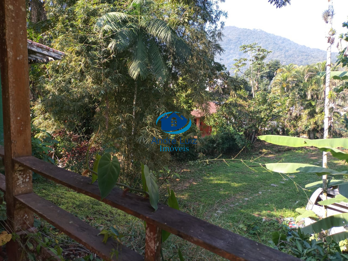 Casa a Venda No Perequê-mirim